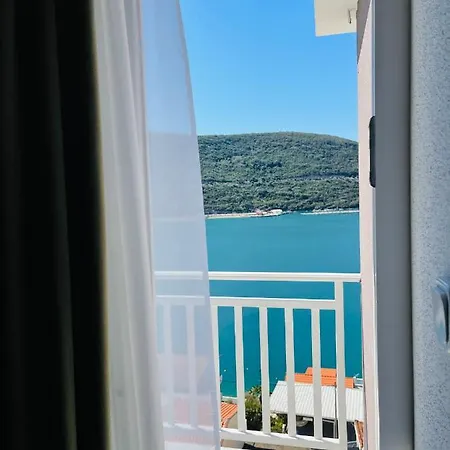 Njavro Pensjonat Neum