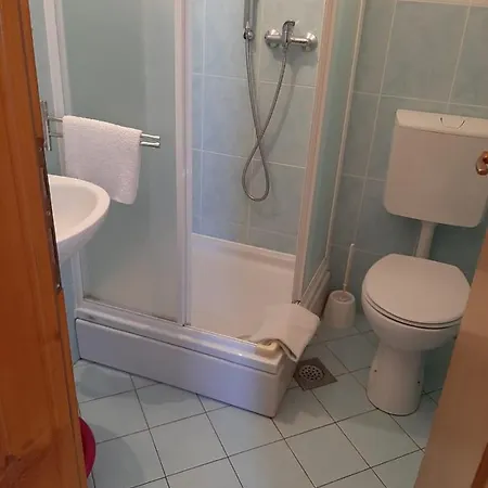 Njavro Pensionat Neum